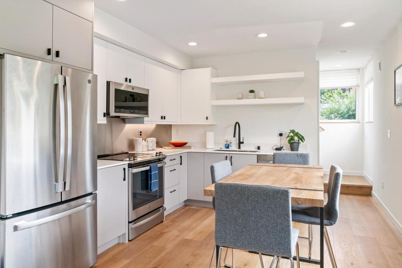 Ferienwohnung Modern Two Story Townhouse Near Light Rail Seattle Exterior foto