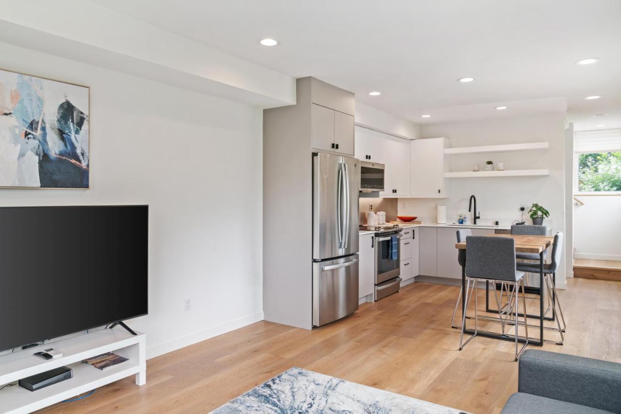 Ferienwohnung Modern Two Story Townhouse Near Light Rail Seattle Exterior foto